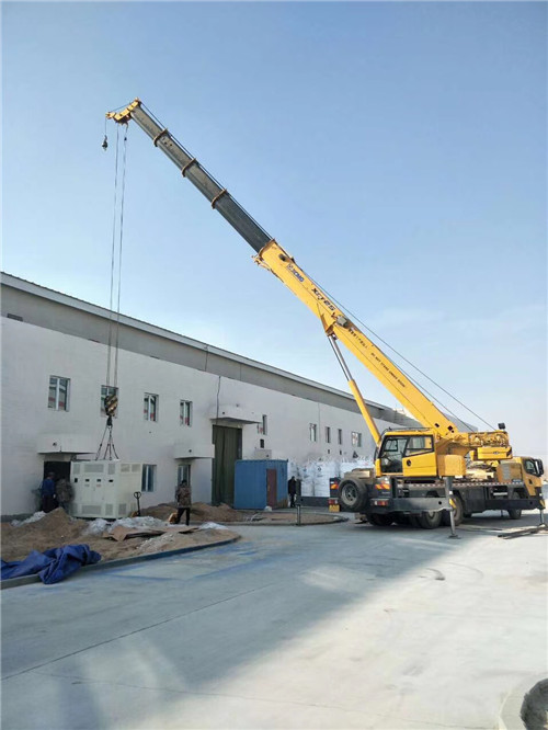 甘州区“超载就喊停”—— 吊车的 “重量保镖” 技术