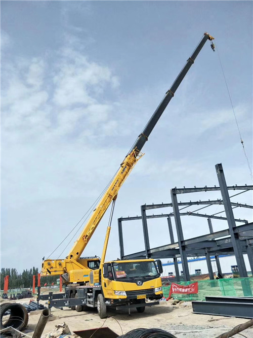 甘州区超高层建筑钢结构吊装案例